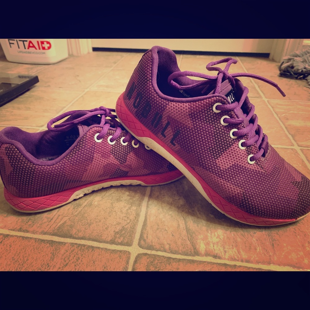 Nobull size 8 CrossFit / workout shoes